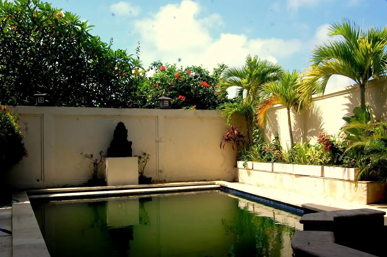 Villa Tentram Puri Gading Jimbaran  Guest house Jimbaran (Bali)